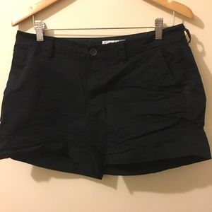 Old Navy black shorts